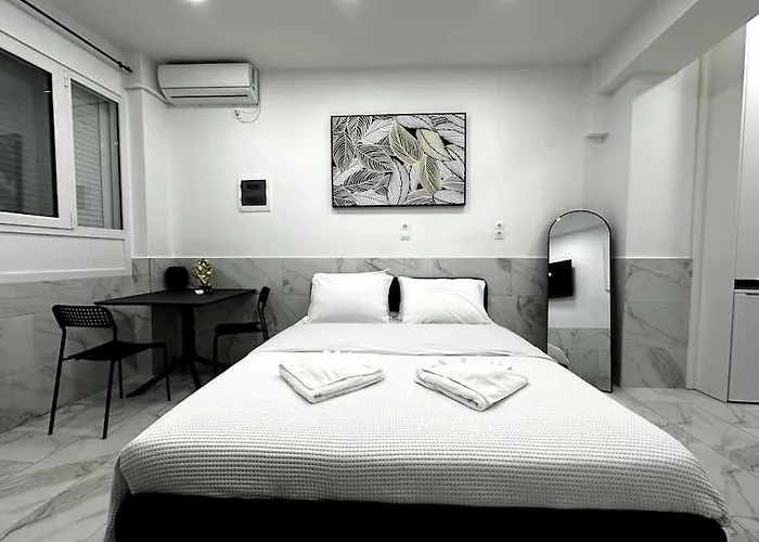 Beautiful Apartment For Two Vipgreece